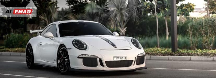 The Best Cars for Long Road Trips in Dubai